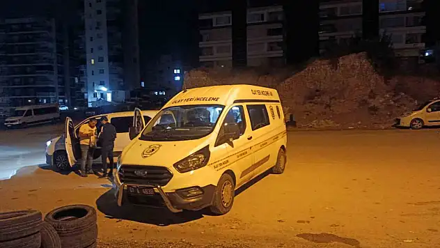 Adana'da 3'üncü kattan düşerek hayatını kaybetti