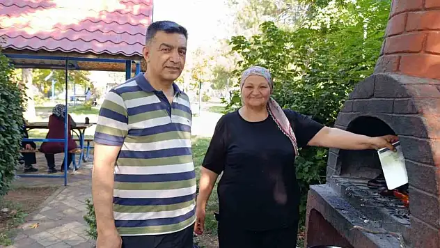 Ev sıcaklarından bunalan Kılavuzlu'ya koştu