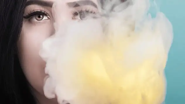 Sigara tiryakilerine darbe üstüne darbe!