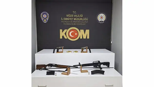 Silah teşhircilerine operasyon: 4 gözaltı