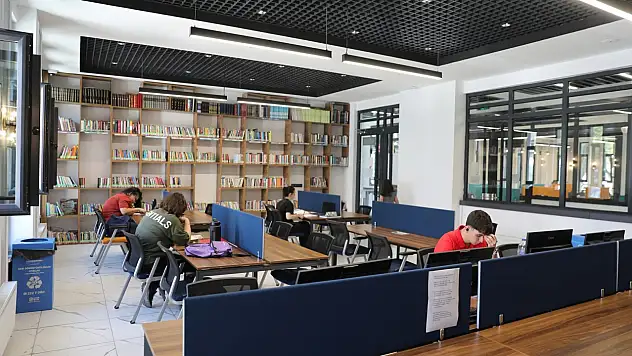 Sinan Kütüphanesi'ne yoğun ilgi - İşte nedeni!