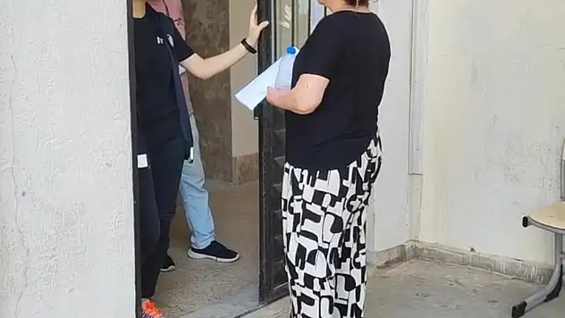 Sınav alanına erkenden geldi ancak sınava yine de giremedi!