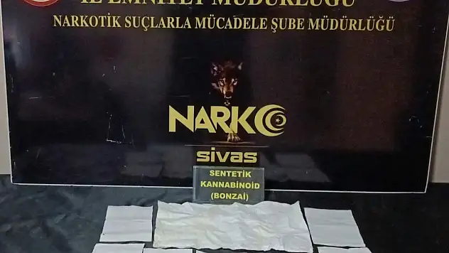 Sivas'ta 8 bin 330 kullanımlık sentetik kannabinoid ele geçirildi