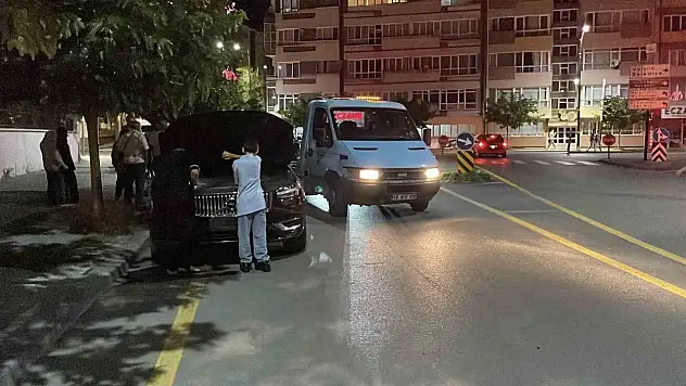 Sivas'ta iki araç çarpıştı: Çok sayıda yaralı!