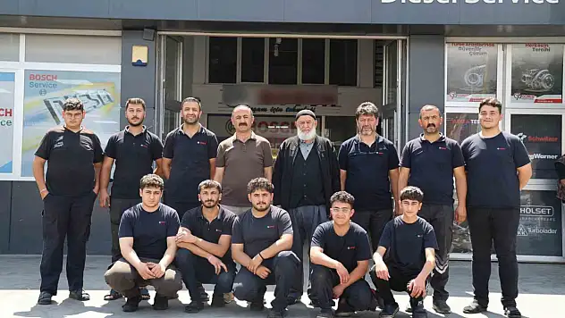 Üç kuşak aynı tezgâhta