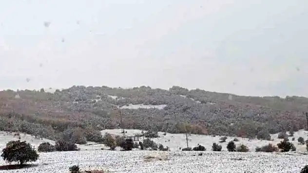 Sivas'ta yüksek kesimler beyaz örtüyle kaplandı!