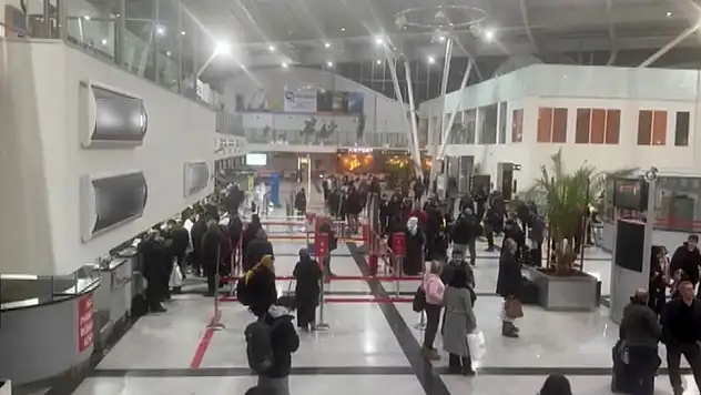 Sivas yolcu uçağı Kayseri'ye yönlendirildi - İşte detaylar...