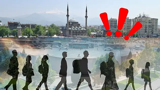 Sivaslılar akın etti! Kayseri'de serinlik kuyruğu başladı