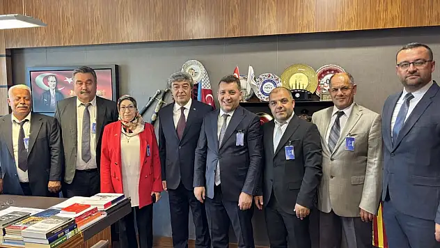 Sivaslılar günü heyecanı Kayseri'de yaşanacak: Federasyondan Dursun Ataş'a davet