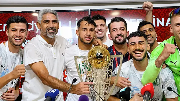 Sivasspor'da gözler İsmet Taşdemir'de! Kayserispor gelişmeleri yakından izliyor