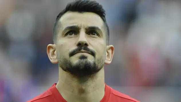 Sivasspor yaramadı! Kayserispor'dan ayrılan Emrah Başsan eski günlerini mumla arıyor