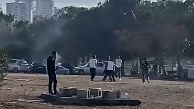 Sokak ortasında saldırı: Kaçan şahıs bıçaklandı!