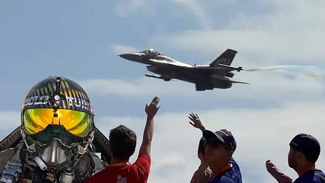 SOLOTÜRK gösterisi saat kaçta?