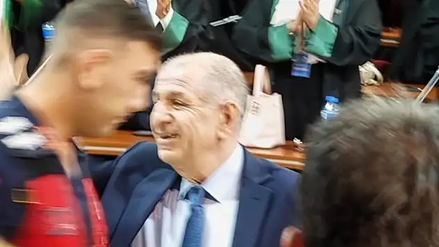 SON DAKİKA - Ümit Özdağ tahliye edildi!