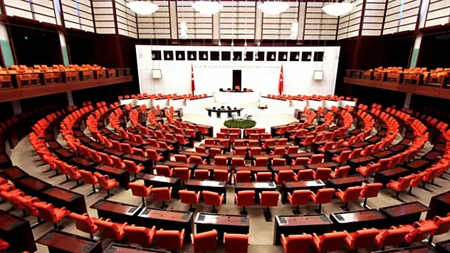 Sözleşmeli personellerde o haktan yararlanabilecek: Resmi Gazete'de yayımlandı!