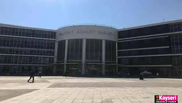 Sözlüsünün eski sevgilisini yağmaladı hapis cezası aldı