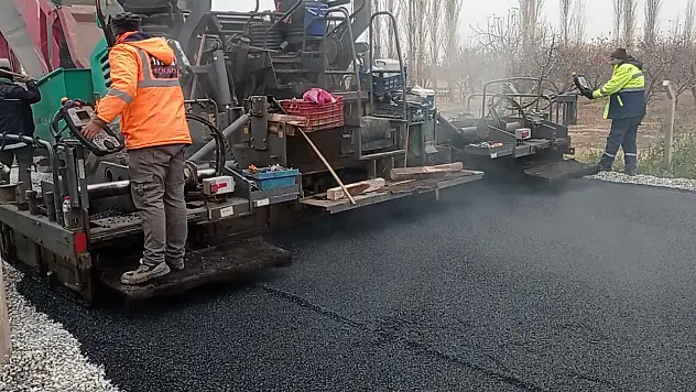 Sultan Sazlığı yoluna ekosistem asfalt uygulandı