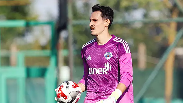 Süper Lig'de yılın golü Kasımpaşa-Kayserispor maçında Andreas Gianniotis'ten geldi