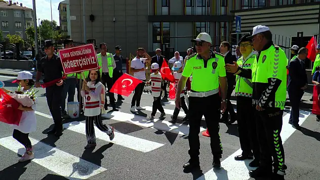 Sürücülere 'Önce Yaya' farkındalık etkinliği