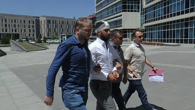 Taksici cinayetinde şaşırtan gelişme! Ağır ceza alan baba-oğula indirim çıktı
