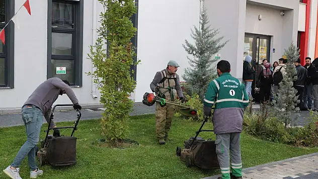 Talas Belediyesi'nden rekor hizmet: Mevlana Mahallesi'nde dönüşüm başladı