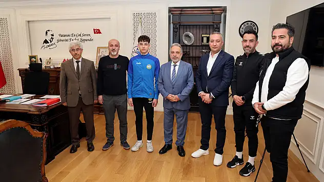Talas Belediyespor'da önemli başarı - Milli gururdan Yalçın'a ziyaret!