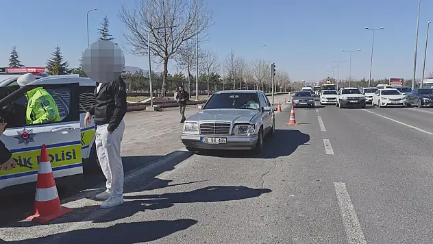 Talas Bulvarı'nda feci kaza: 15 yaşındaki çocuk ağır yaralandı!