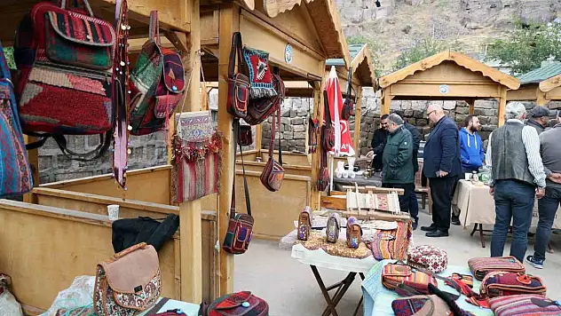 Talas'ın 'antika pazarı' misafirlerini ağırlamaya hazırlanıyor