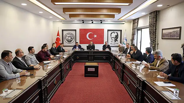 Talas'ta altyapı ve üstyapı hizmetleri kapsamlı bir şekilde ele alındı