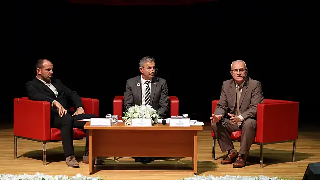 Talas'ta anlamlı gece: 'Bilge Kral' Aliya unutulmadı