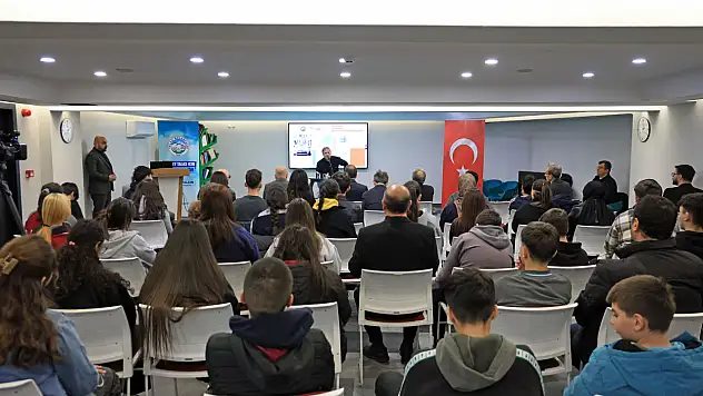 Talas'ta düşünce yolculuğu Alev Alatlı Okumaları ile gerçekleşti