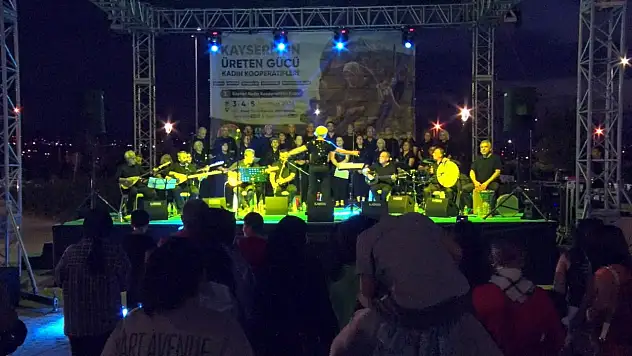 Talas'ta kulakların pasını silen gece...