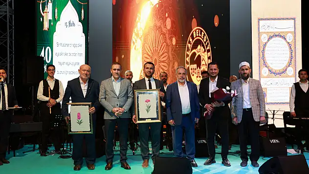 Talas'ta Mevlid Kandili programına yoğun katılım