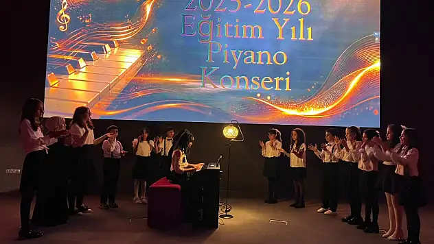 Talas'ta müzik şöleni: Genç piyanistler sahne aldı!