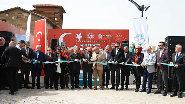 Talas'ta Türkçe Sokağı düzenlenen törenle açıldı!