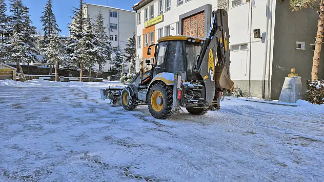 Talas'ta yoğun mesai: Öğrencilere temiz alan