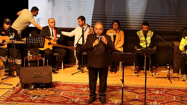 Talaslı işçiler sahne aldı, Kayseri 1 Mayıs'ta kenetlendi