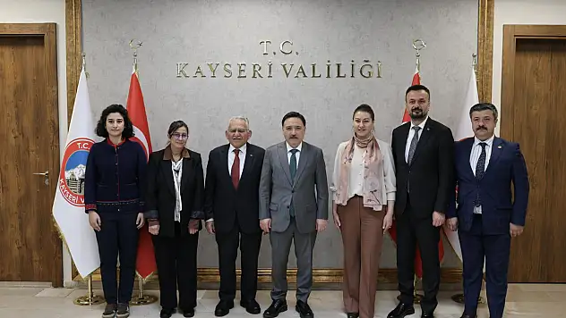 Tarihe ayna tutacak isimler Vali Çiçek'i ziyaret etti: Kayseri'de arkeolojik kazı gerçekleştirilecek!
