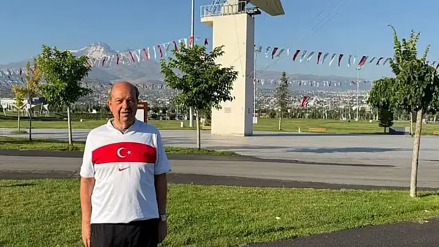 KKTC Cumhurbaşkanı Tatar'dan duygulandıran Kayseri paylaşımı: Gelincik tarlası gibiydi