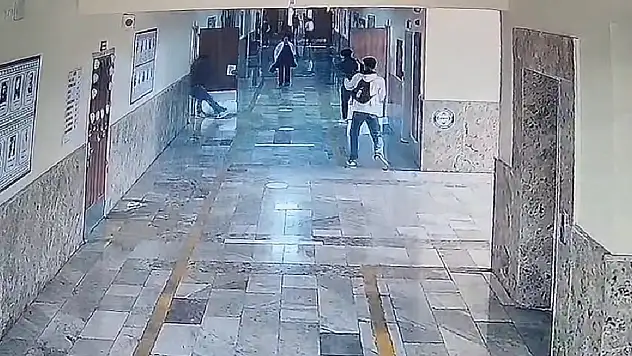 Tehdit mesajları gerçek oldu! Okul saldırısına ait görüntüler ortaya çıktı