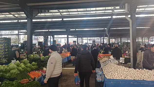 Tezgâhlarda sürpriz lider: Salatalık 150 liraya dayandı