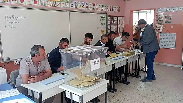 Tokat'ta binlerce seçmen sandık başına gidiyor!