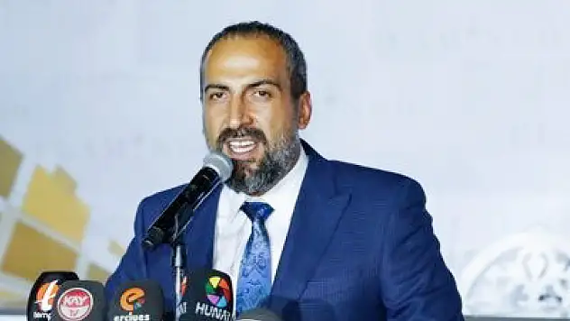 Tokgöz'den Kayserispor paylaşımı: Bizim takıma sinirlendiğim hep buydu