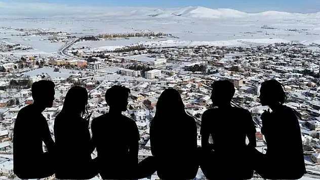 Tomarza'da dikkat çeken buluşma: Gençler için ara verilen program yeniden başladı