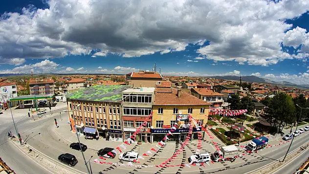 Tomarza'da Kurban Bayramı vefayla başladı