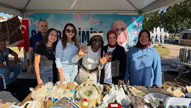 Adana Lezzet Festivali'nde dikkat çeken lezzetler...