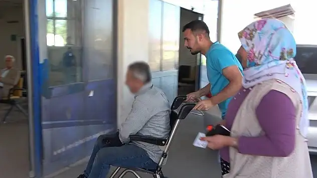 Kahramanmaraş'ta kurbanın darbesiyle yaralanan vatandaşın bacağına 60 dikiş atıldı!