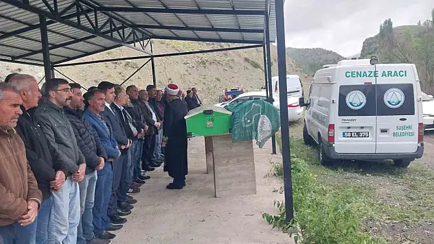 Kazada ölü bulunan çift son yolculuğuna uğurlandı