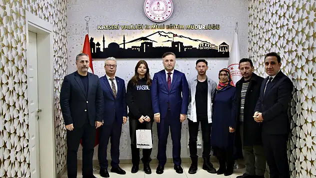 TÜBİTAK Bölge Birincisi Öğrencileri İl Müdürü Esen ağırladı!