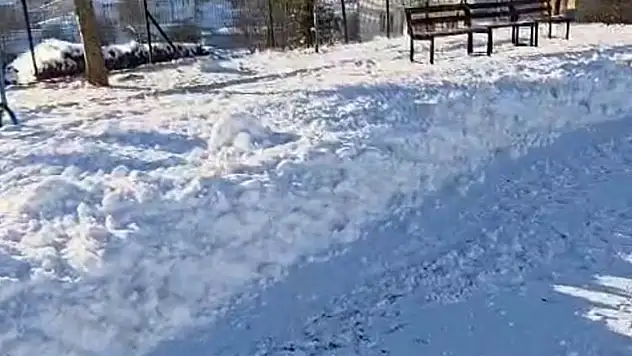 Adana'nın o ilçesi buz kesti